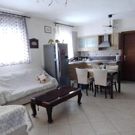 Sofi Appartamento Ofrínion